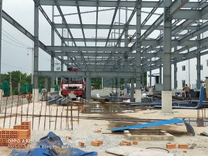 Lắp dựng khung kết cấu thép